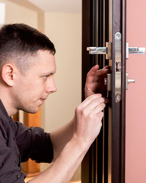 : Professional Locksmith For Commercial And Residential Locksmith Services in Bradenton, FL