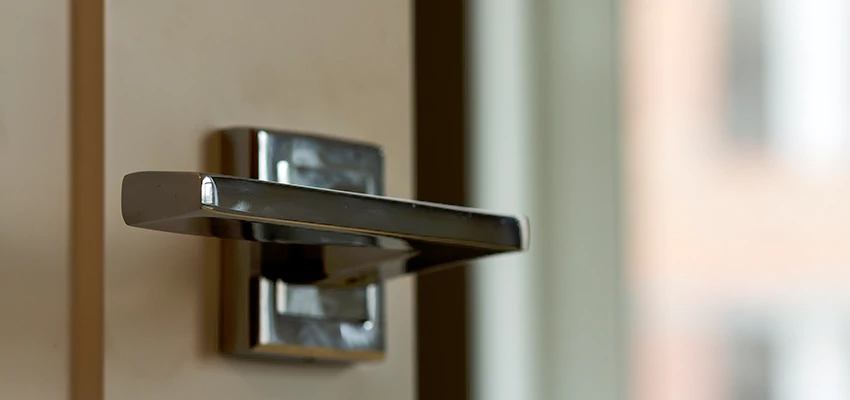 Door Lever Knob Repair in Bradenton, Florida