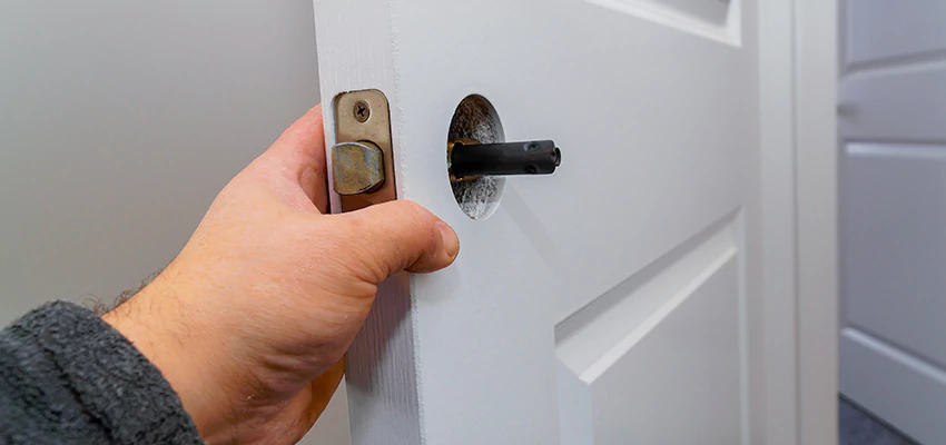 Nighttime Locksmith For Lock Repair in Bradenton