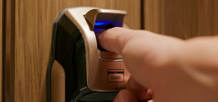 Fingerprint Door Locks Replacement in Bradenton, FL