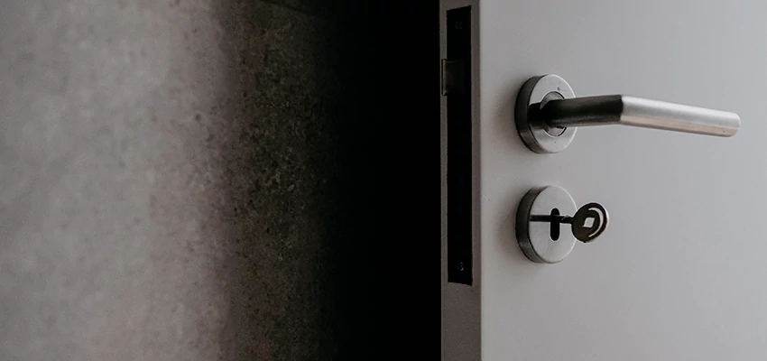 Front Door Handle Repair And Installation in Bradenton, FL