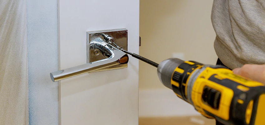 After-hours Locksmith  For Lock Troubleshooting in Bradenton, Florida