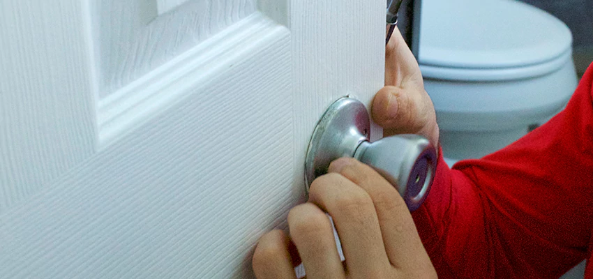 Vintage Door Knob Replacement in Bradenton